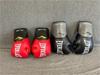 2 Pair of Boxing Gloves
