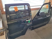 2- 2010 JEEP LIBERTY DOORS