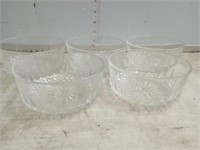 5 glass bowls