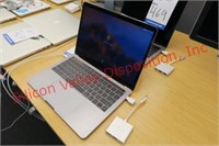 Apple Macbook Pro 13" (2017)