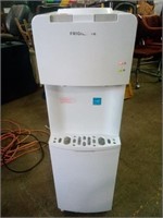 Fridgedaire Water Cooler Dispenser Powers On