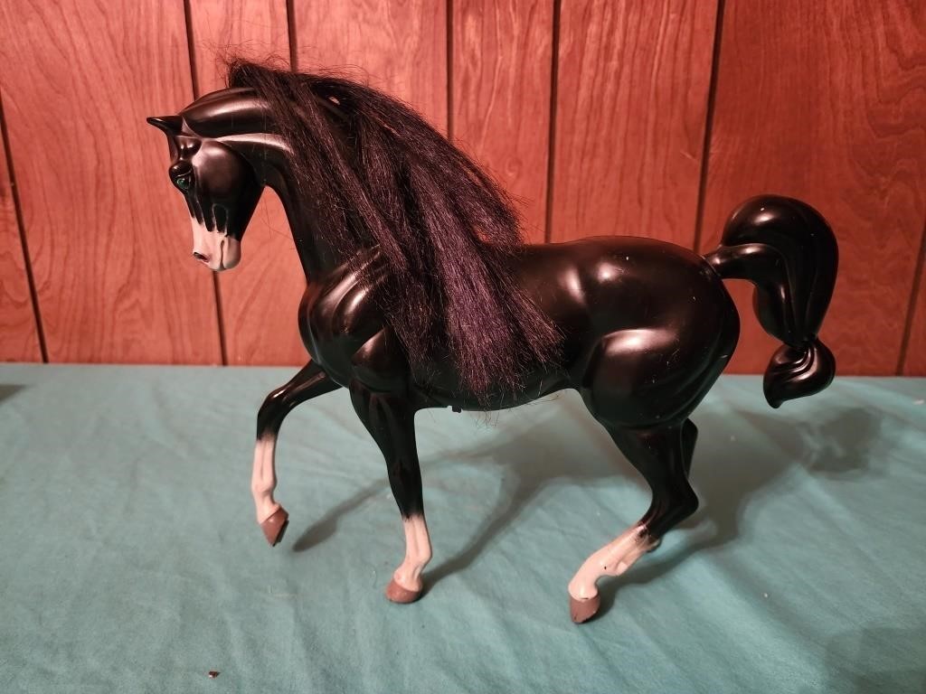 Disney Mulan, Horse, Real Riding Khan, 1997,
