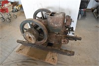 Antique McCormick-Deering Hit & Miss Engine