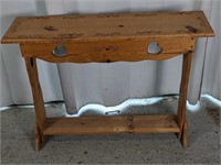 (1) Charming Wooden Console Table
