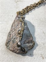 Handmade vintage abalone shell necklace