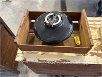 Large Insulator, Box