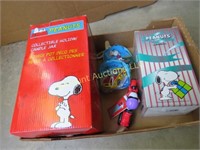 Snoopy Holiday candle treat bags figure