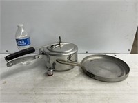 Lot of cooking pan and pot