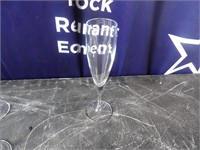 Bid X 9: Champagne Glass