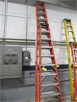 Louisville 14' A-Frame Fiberglass Ladder,