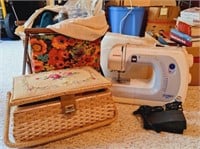 Janome Model 4052 Sewing Machine