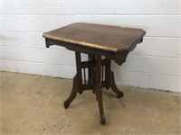Vintage Victorian Style Wooden End Table