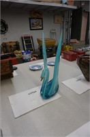 AtlaGlass turquoise glass swan, 11" tall