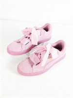 Puma suede Pink ribbon sneakers
