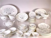 Wedgwood Wild Oats Bone China Platinum Serve 8