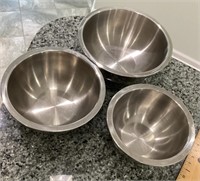 3 Wolfgang Puck Café Collection stainless bowls
