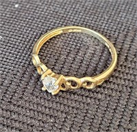 Vintage Gemstone Ring - 10K GF