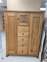 Armoire