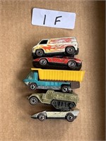 (5) Old and Collectible Red Line Hot Wheels