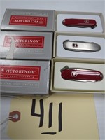 Lot Of 3 Vitorinox Swiss Army Knives
