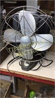Wizard electric fan with metal blades 16”