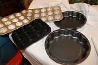 2 Fluted Cakepans&