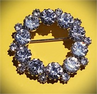 VTG SIGNED "WEISS" CRYSTAL ETERNITY CIRCLE BROOCH