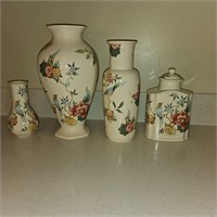 4 PIECE WEDGWOOD