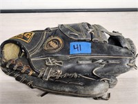 Mag Plus Leather Baseball Glove