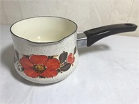 Showpans Poppy Enamel Sauce Pot