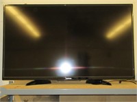 TOSHIBA 50" TV - WITH REMOTE