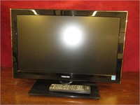 TOSHIBA 24"  TV WITH DVD PLAYER - WITH REMOTE