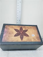 12.5x6.5x7.5 wooden antiqued box