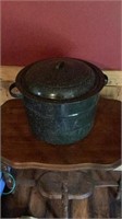 Black Enamel Pot