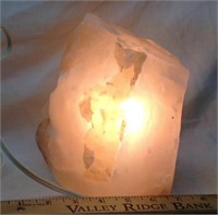 D3) HEAVY ROCK LAMP, LIGHTS UP