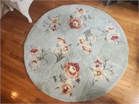 Area rug 57" diameter