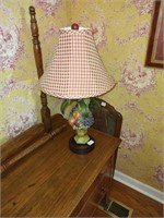 Ornate Vtg Tole fruit lamp