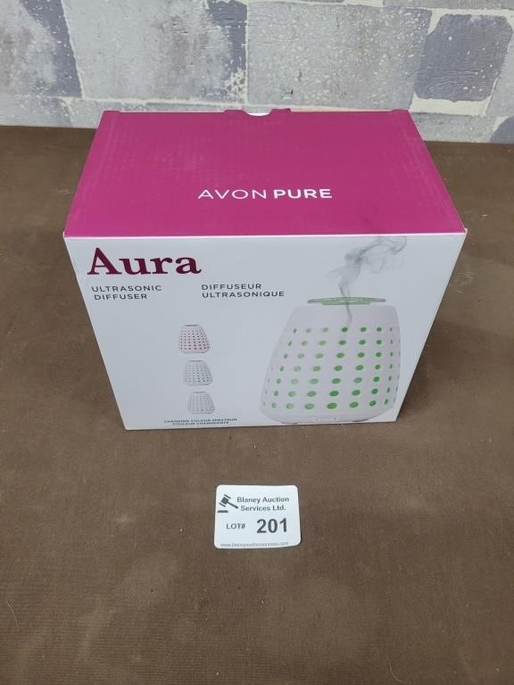 Aura ultrasonic diffuser (looks new)