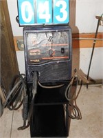 Hobart Handler 135 Mig Welder & Cart