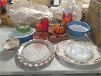 Kitchenware & Holiday Decor