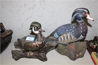 2 CERAMIC DUCKS