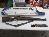Springfield M1  30 cal. rifle w/wood crate & box