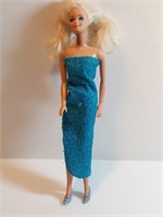 Vintage Superstar Barbie In Tourquoise Teal Gown