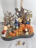 Danbury Mint Peanuts welcome great pumpkin