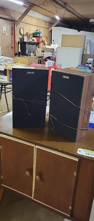 2 SPEAKERS