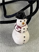 PAINTED CERAMIC SNOWMAN BEAD STRING NECKLACE