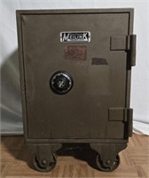 Old Meilink rolling safe