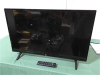 32” LG Flat Screen TV