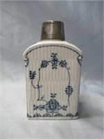 blue / white semi porcelain flask