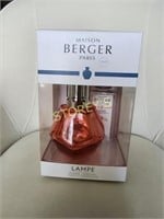 Berger Lamp w/ 6oz Paris Chic Fragrance